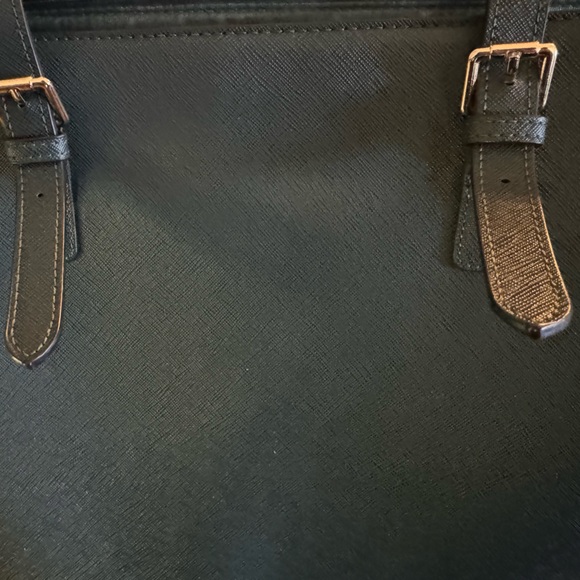 Work shoulder bag. Fits MacBook. - Picture 6 of 12
